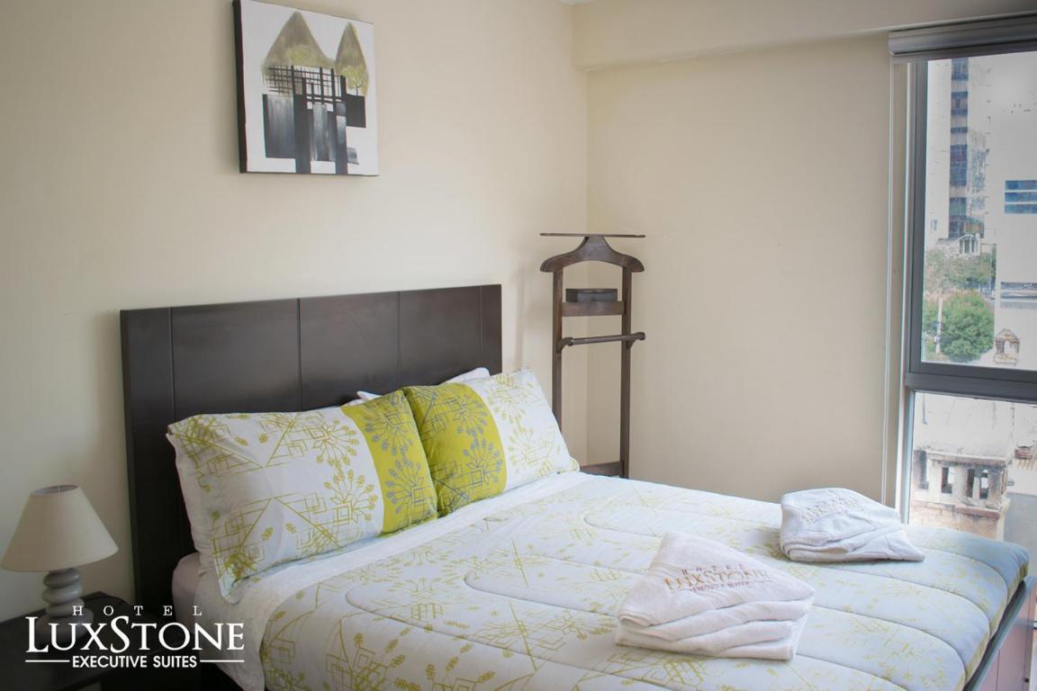 Luxstone Executive&Suites La Paz Exterior foto
